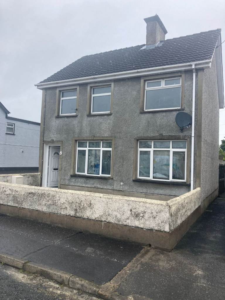 4 Bed house to rent in Ballymena