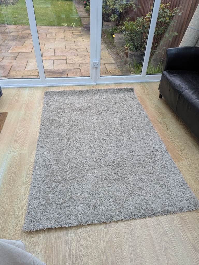 Grey Rug, 1.9m x 1.3m