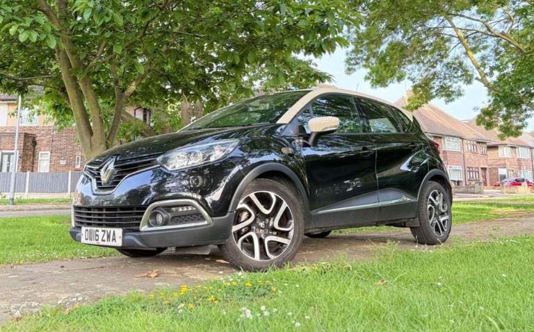 Renault, CAPTUR, Hatchback, 2016, Manual, 1461 (cc), 5 doors