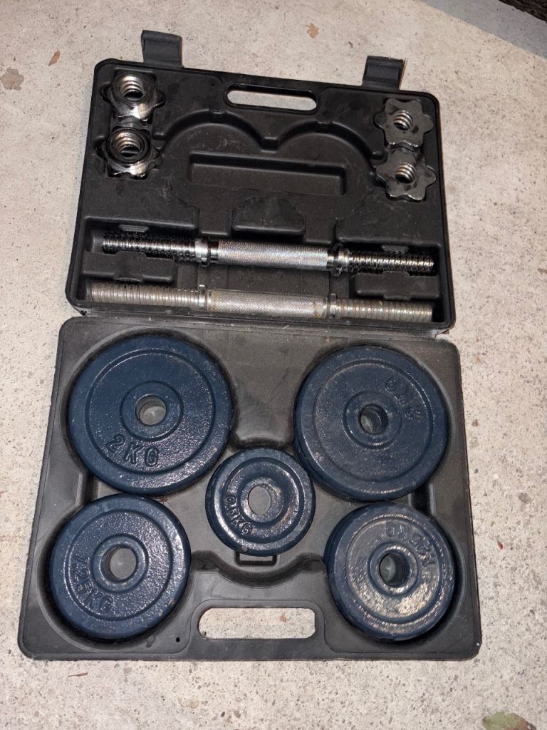 Cast iron dumbbell set 