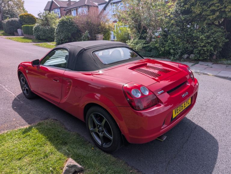 Toyota, MR2, Convertible, 2005, Manual, 1794 (cc), 2 doors