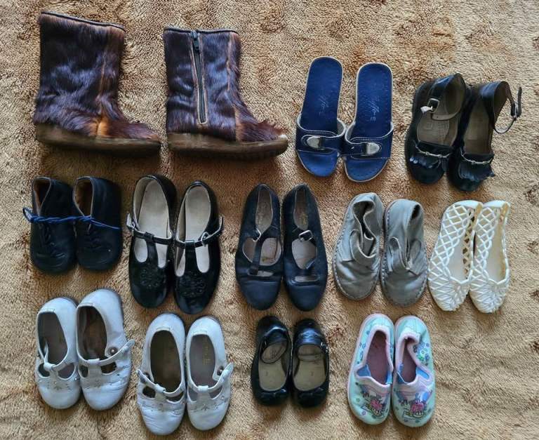 Vintage children's shoe job lot - 12 pairs including real fur boots and 80s My Little Pony slippers.