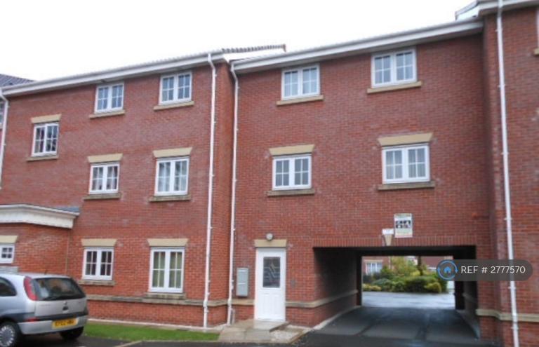 1 bedroom flat in Bamber Bridge, Preston, Lancashire, England, PR5 (1 bed) (#2777570)