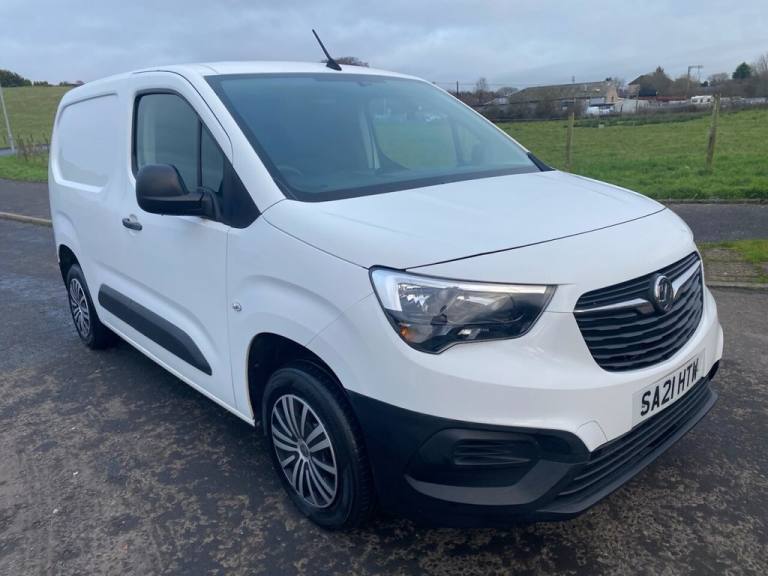 2021 21 VAUXHALL COMBO 1.5 TURBO D 2000 DYNAMIC PANEL VAN 4DR DIESEL MANUAL L1 H