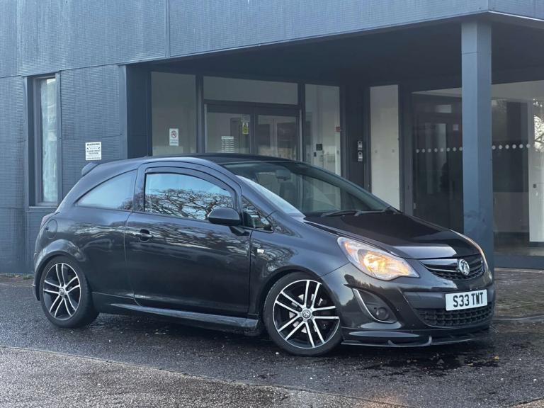 2014 Vauxhall Corsa 1.4 Corsa Black Edition 3dr Hatchback Petrol Manual