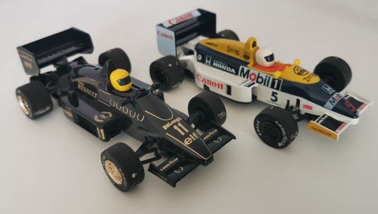 2 x Scalextric Formula 1 Cars **FREE UK POSTAGE** 