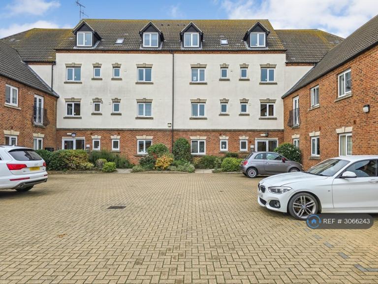 2 bedroom flat in Wisbech Road, King's Lynn, PE30 (2 bed) (#3066243)