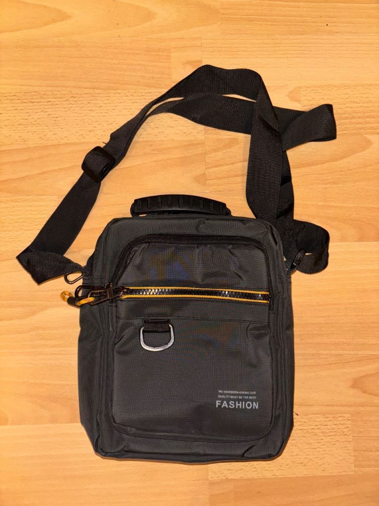 image for Shoulder pouch / Man Bag – Grey – Loads of Pockets – Excellent Used