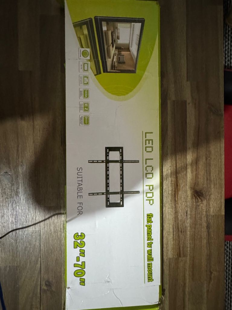 Flat panel wall mount TV 32”-70” new no used