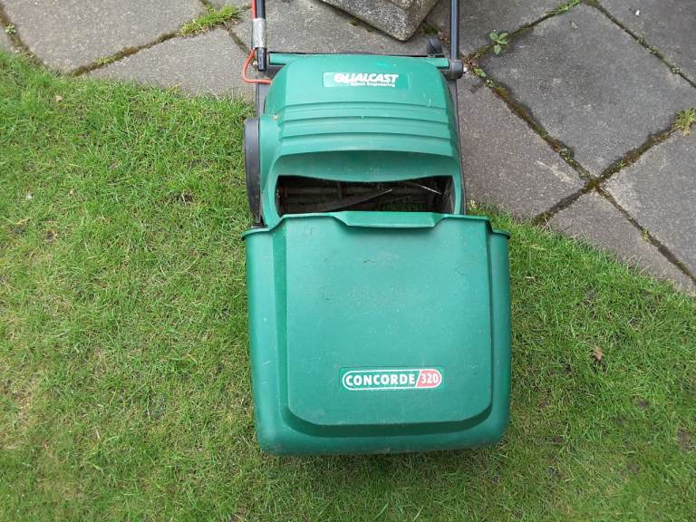 Qualcast concord 320 lawnmower 240 volt