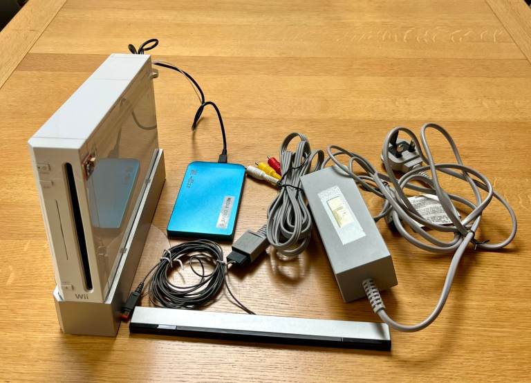 Nintendo Wii Console with Accessories BUNDLE