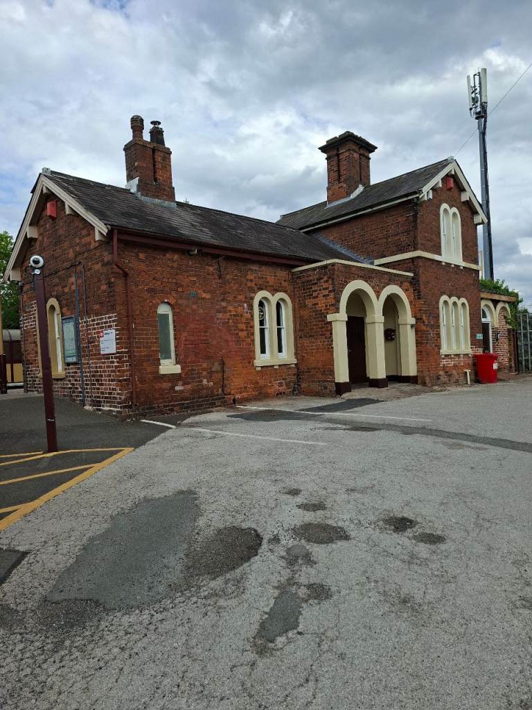 Off Licence with Cafe and Licensed Restaurant