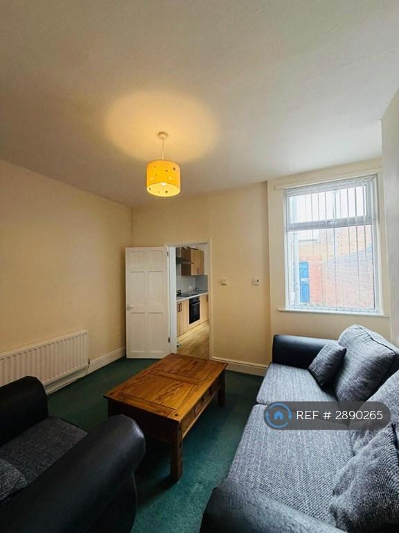 2 bedroom house in Douglas St, Middlesbrough, TS4 (2 bed) (#2890265)