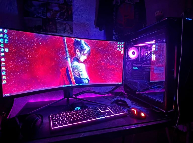 Custom Gaming PC full setup with all accessories 