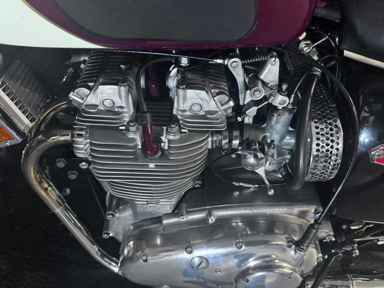 1972 TRIUMPH TRIDENT T150 V  Must See