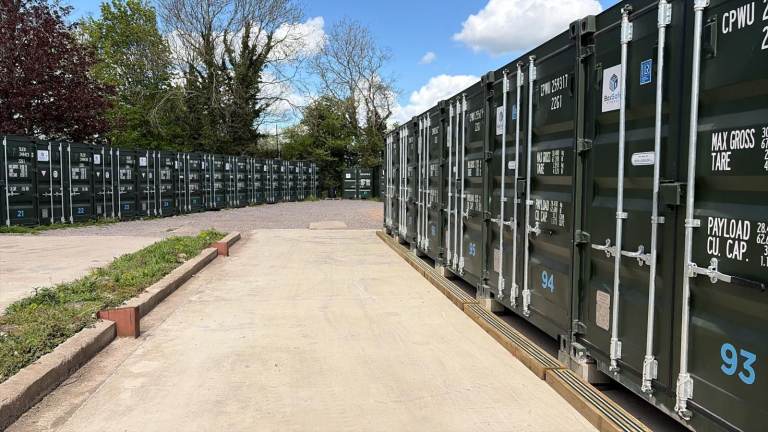 CONTAINER STORAGE | SECURE SELF STORAGE | 20FT & 8FT STORAGE UNITS | 24/7 ACCESS