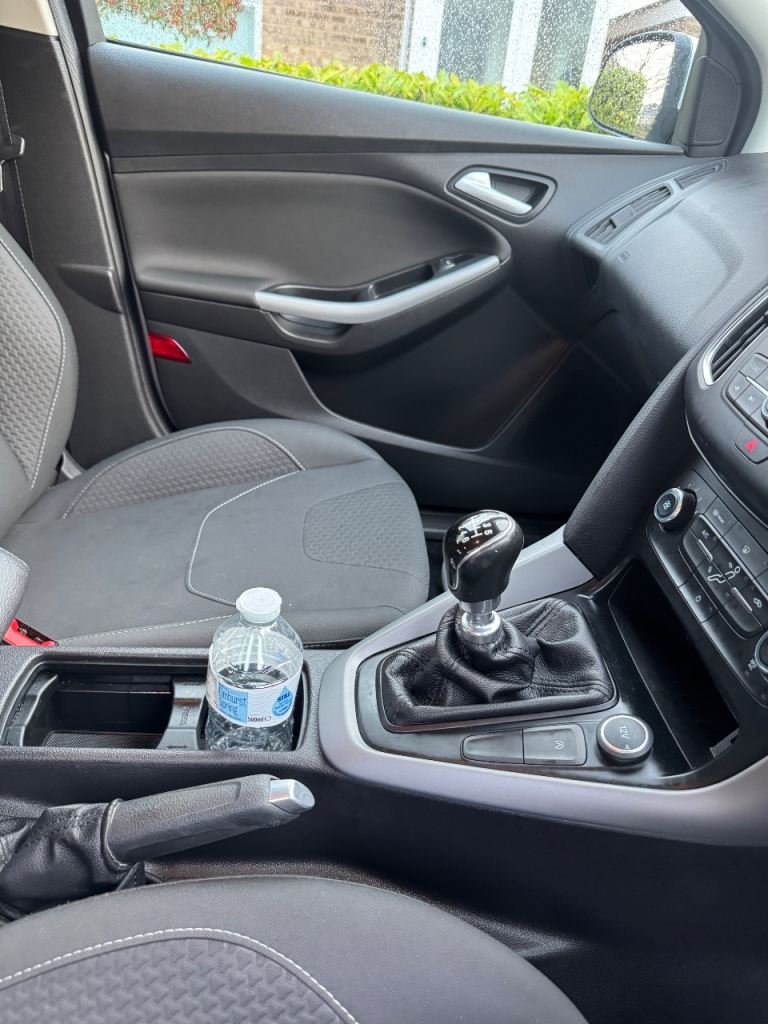 Ford, FOCUS, Hatchback, 2016, Manual, 999 (cc), 5 doors