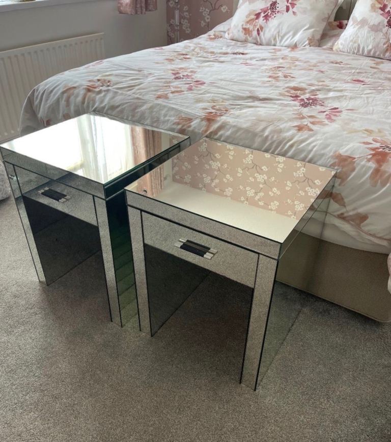 Pair of Mirrored Bedside Tables with Drawers