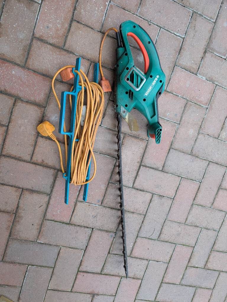 Black and Decker 520w Hedge Trimmer 