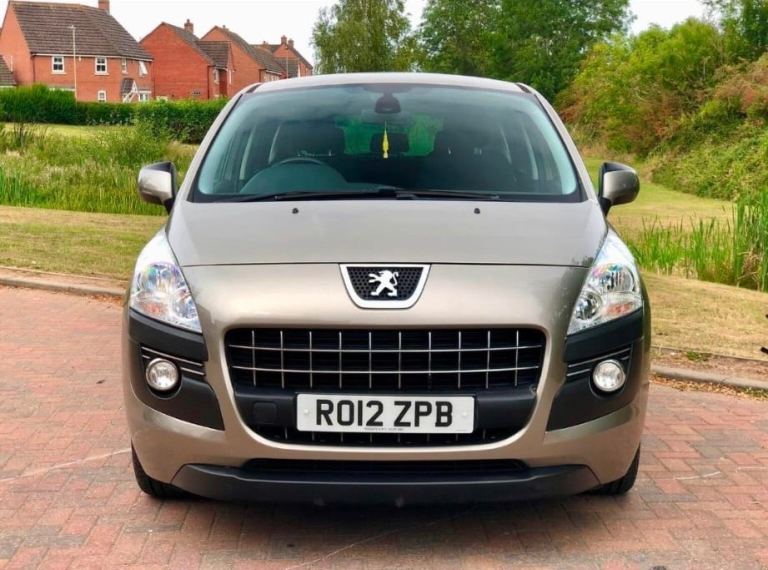 Peugeot, 3008, Hatchback, 2012, Manual, 1598 (cc), 5 doors