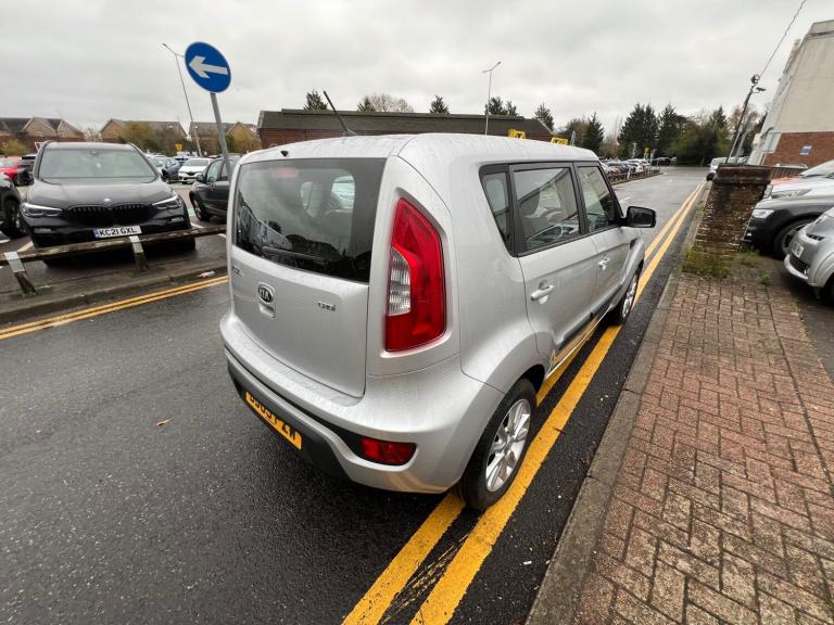 2013 Kia Soul 1.6 CRDi 2 5dr Auto HATCHBACK Diesel Automatic