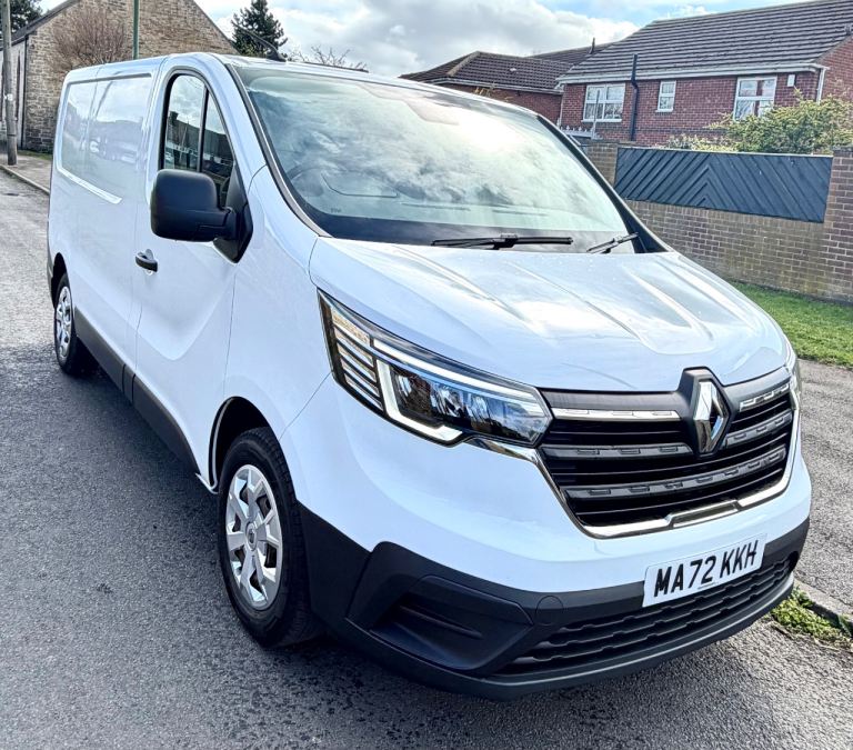 Renault trafic no vat buisness van l1h1 150bhp white swb diesel 2.0