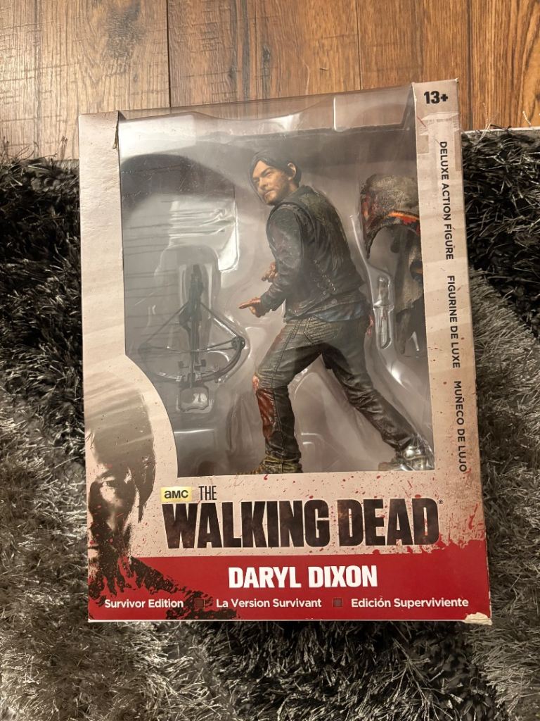 McFarlane Toys The Walking Dead Daryl Dixon Deluxe Action Figure