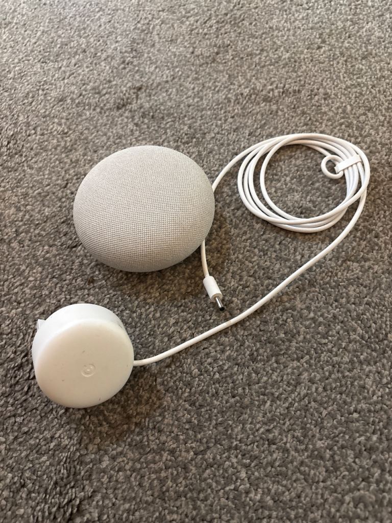 Google Nest Mini Smart Speaker – White, Good Condition