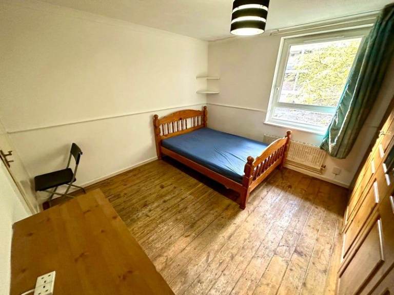 ❤️ Large Double Room | Commercial Road | All Bills Included 🏠