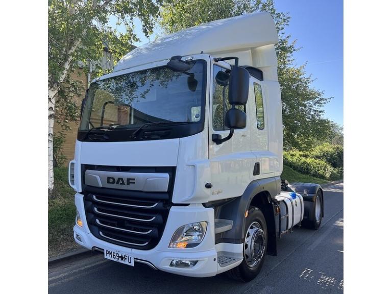 2019 DAF TRUCKS CF DAF CF 450 4X2 SLEEPER CAB 10.8 2dr Tractor Unit Automatic Diesel NA DIESEL Au...