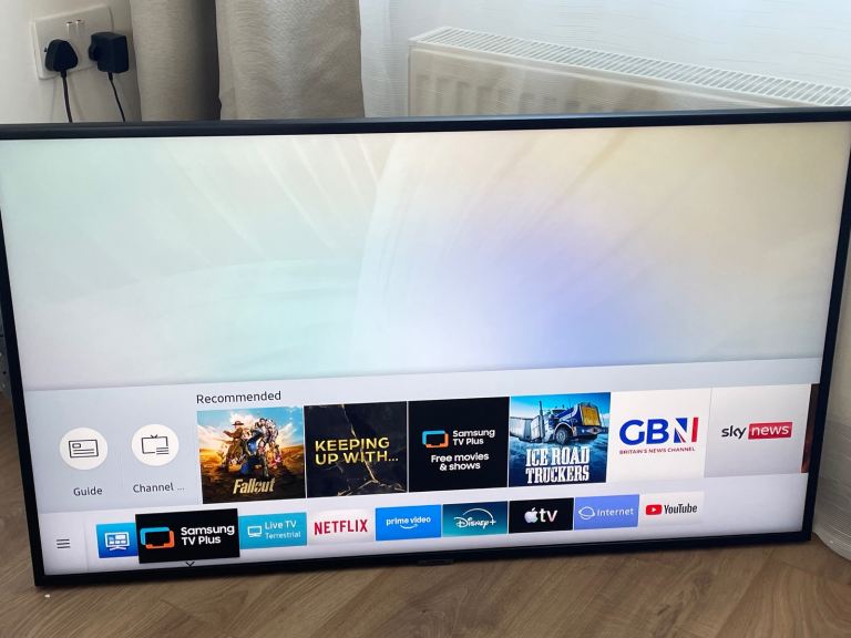 Samsung Smart TV 43 inch for Sale