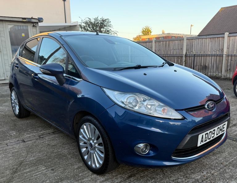 2009 Ford Fiesta 1.6 Titanium 5dr HATCHBACK Petrol Manual