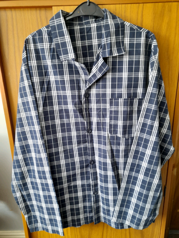 Mens medium size pyjama set