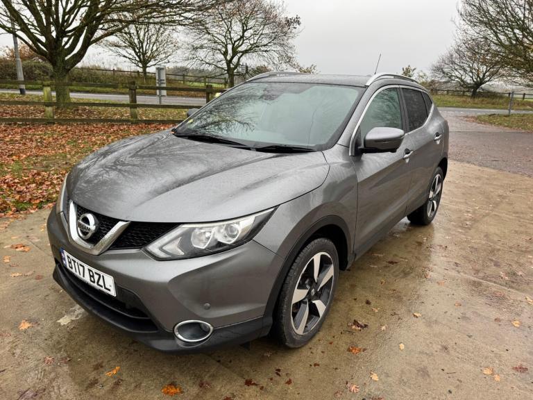 2017 Nissan Qashqai 1.5 dCi N-Vision 5dr HATCHBACK Diesel Manual