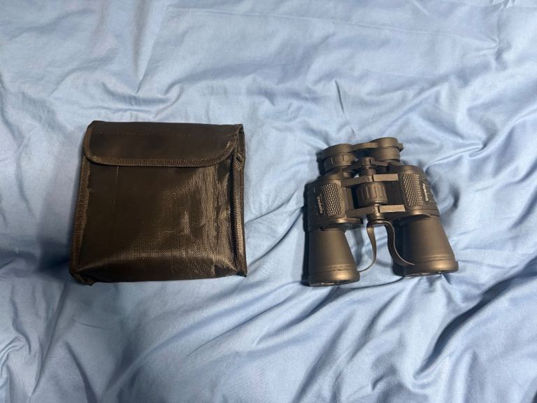 Binoculars 
