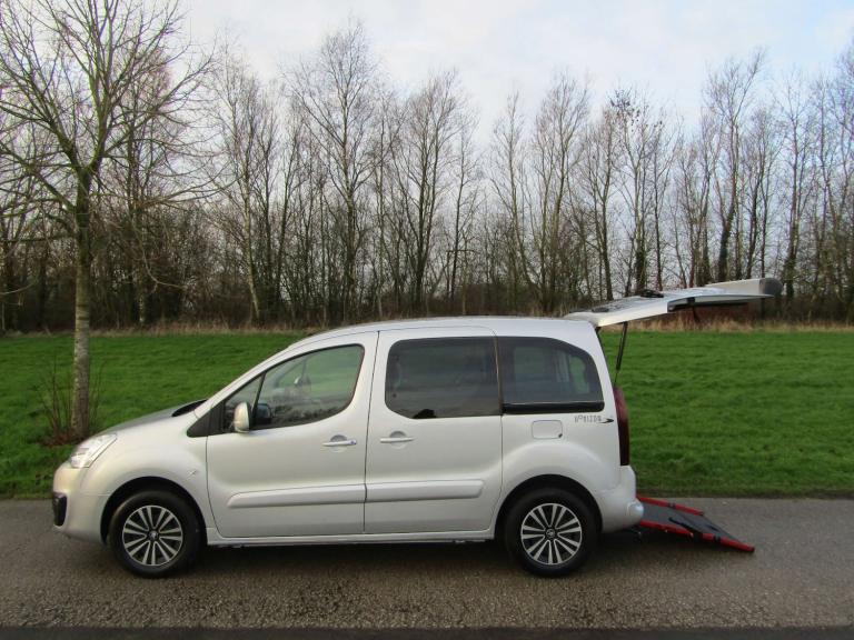 2019 Peugeot Partner Tepee Horizon 1.6 Hdi WHEELCHAIR ACCESSIBLE DISABLED VEHICLE WAV MPV Diesel ...
