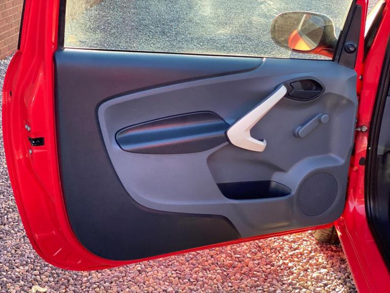 2010 Ford Ka 1.2 Studio Euro 4 3dr HATCHBACK Petrol Manual