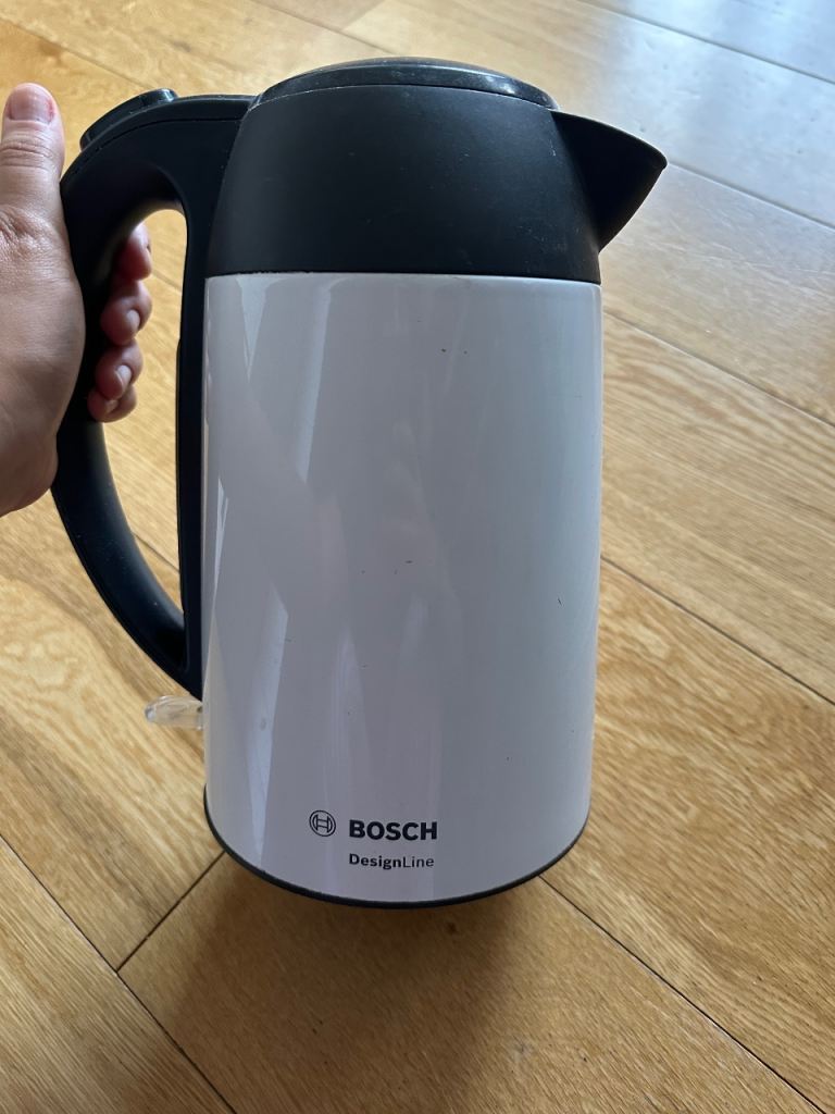 Bosch DesignLine Kettle - White & Black, Good Condition