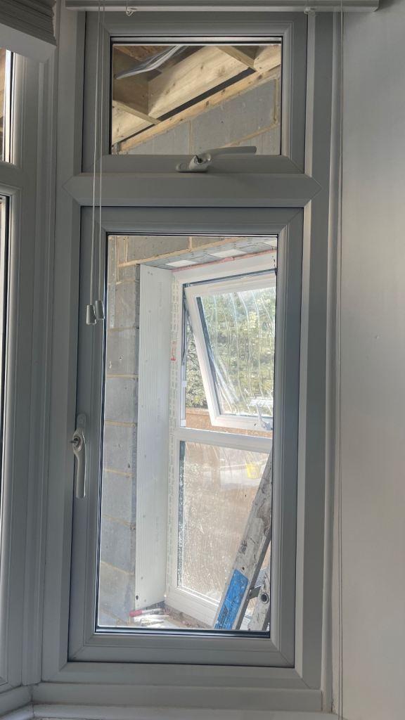 White uPVC Double Glazed Window – Good Condition