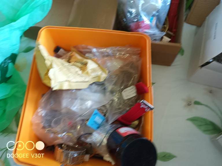 WATCH SPARES, NEW SWISS PARTS AND SOME JAPANESE, SEIKO ETC