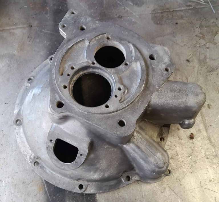 Land Rover Landrover FREE POST Series 3, 6 cylinder bell housing.