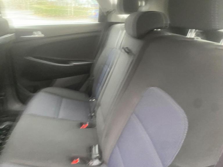 2017 Hyundai TUCSON 1.7 CRDi Blue Drive SE Nav Euro 6 (s/s) 5dr ESTATE Diesel Manual