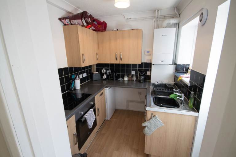 Lovely large two bedroom City Centre end terrace house NR3