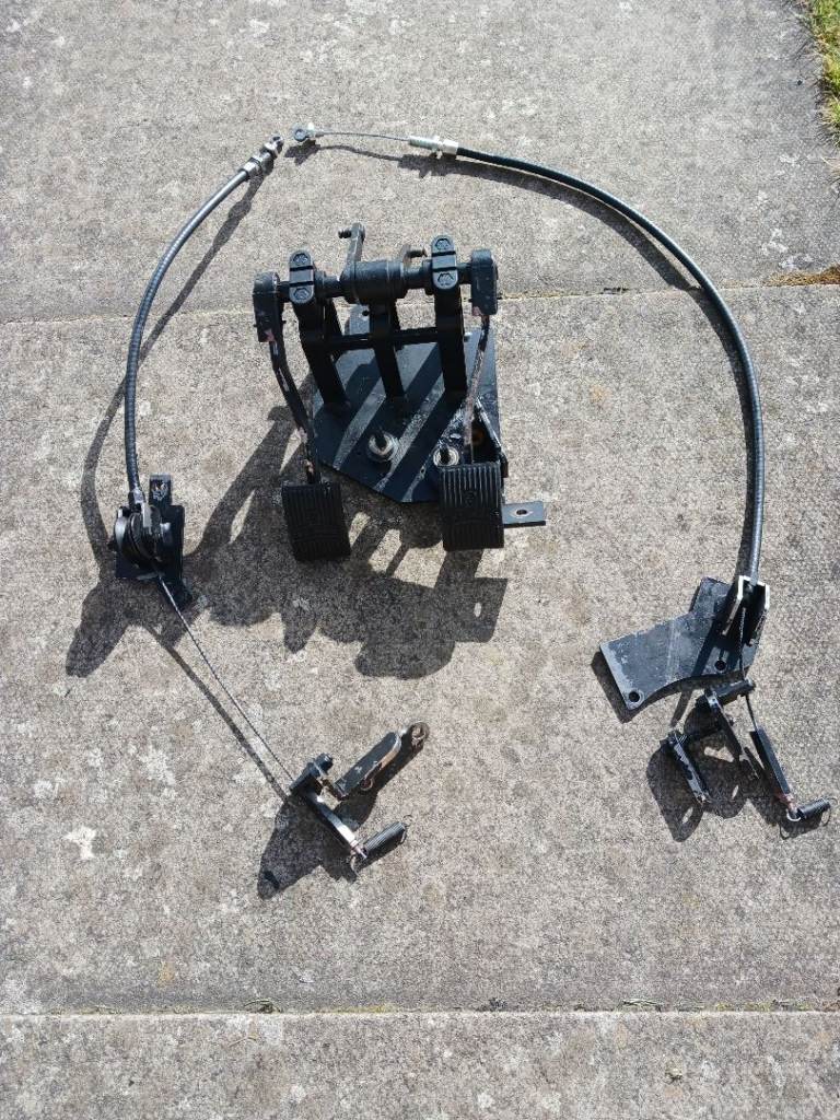 He-man dual controls VW Up