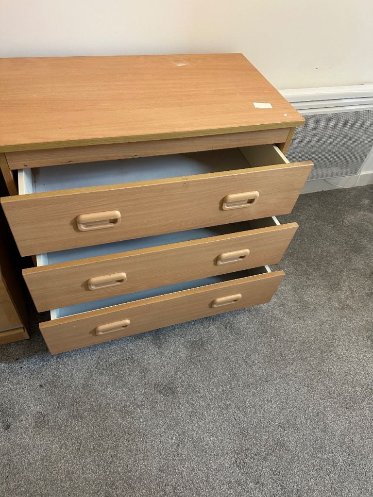 Wooden Chest of 3 Drawers – Good Condition