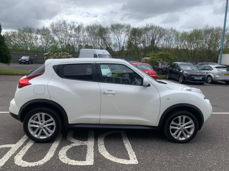 2012 Nissan Juke 1.6 Acenta 5dr [Premium Pack] HATCHBACK Petrol Manual