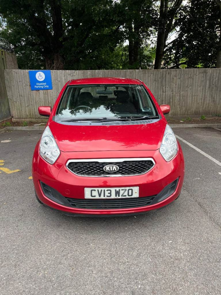 Kia Venga only 36k miles, NEW MOT, full service history not vauxhall meriva or hyundai i10