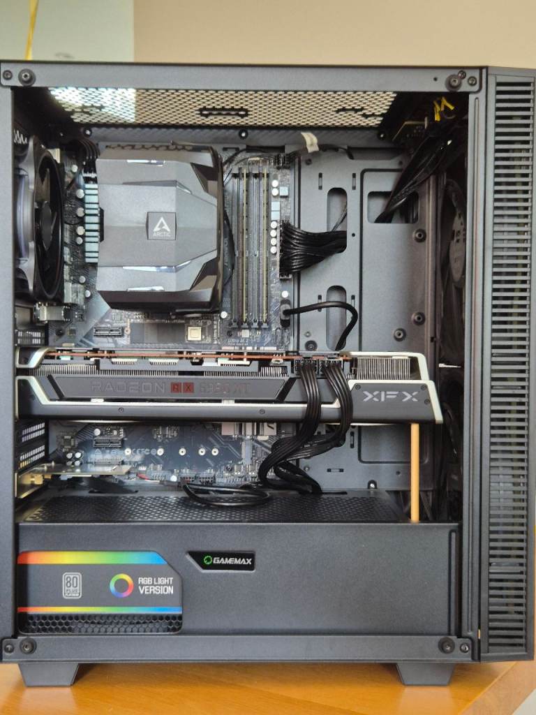 Gaming PC Ryzen 7 5800X / RX 6950 XT 16GB / 32GB RAM / 2TB SSD / Full RGB