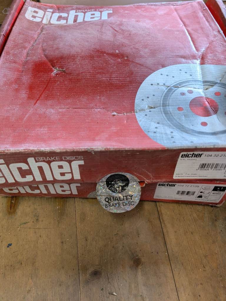 Vauxhall insignia front brake discs and pads 