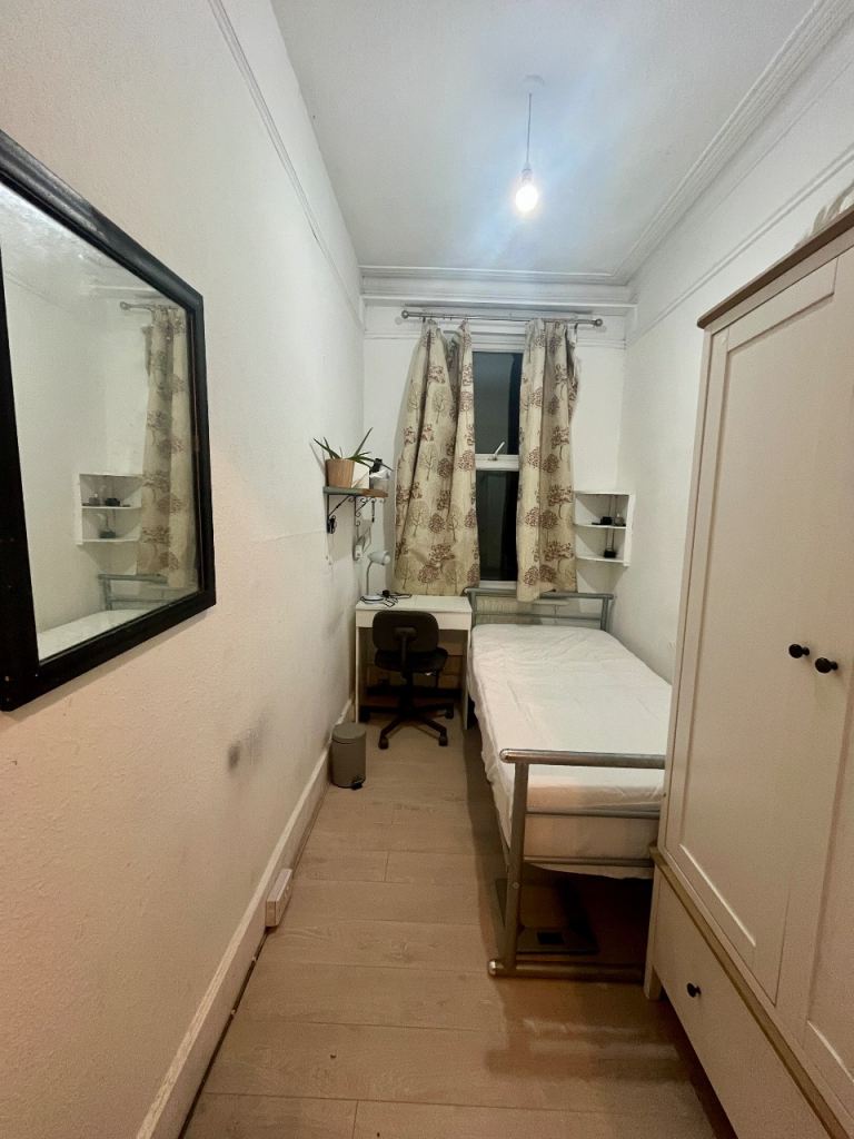 Single Room in Clapham – Female Preferred